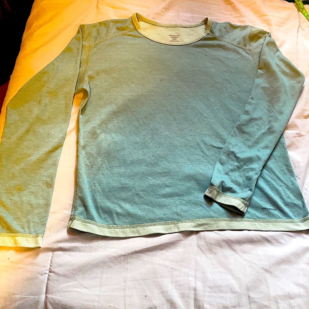 Patagonia long sleeve shirt